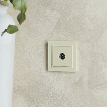 электроустановочные изделия IEK серии Brite - пример установки