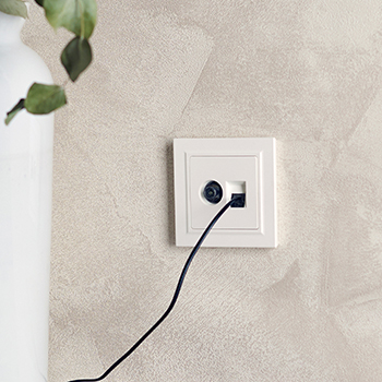 электроустановочные изделия IEK серии Brite - пример установки